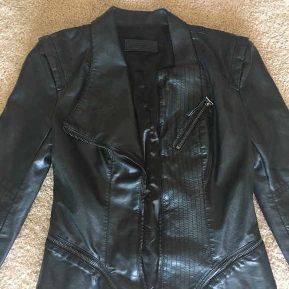 SOLD!!!!! Blank nyc vegan leather feminine jacket - Picture 3 of 6